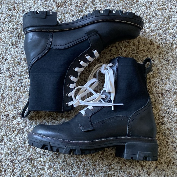 Rag & Bone Shiloh Boot - Picture 9 of 15